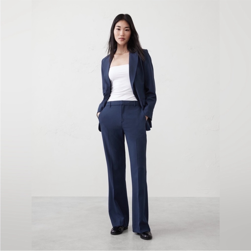NWT! Banana Republic Navy Giovanna Sculpted Bootcut Pants 812666